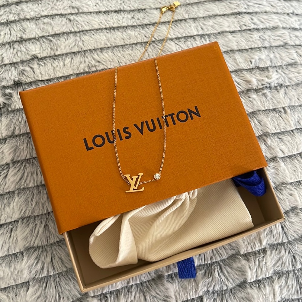 ⚜️Louis Vuitton Necklace ⚜️
